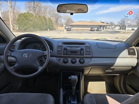 Used 2003 Toyota Camry LE image 5
