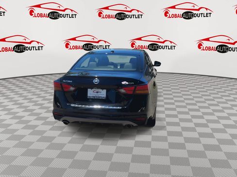 Used 2021 Nissan Altima 2.5 SR FWD image 7