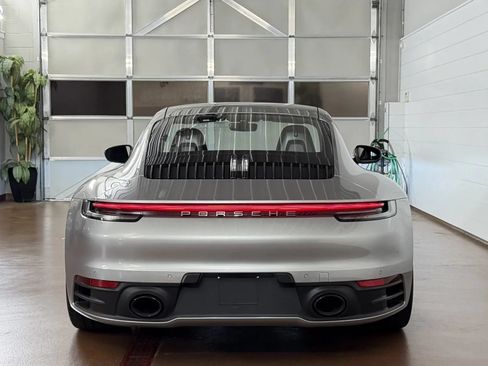 Used 2024 Porsche 911 Carrera T RWD image 4