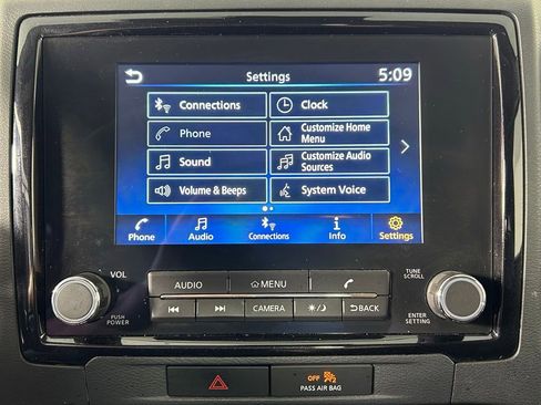 Used 2022 Nissan Frontier S RWD image 14