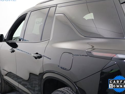 Used 2025 Chevrolet Traverse RS image 10