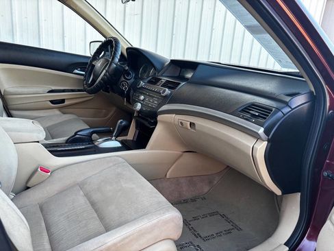 Used 2011 Honda Accord LX image 15