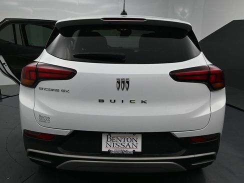 Used 2024 Buick Encore GX Preferred FWD image 10