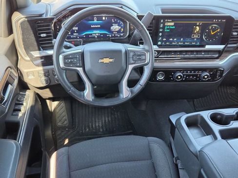 Used 2023 Chevrolet Silverado 1500 LT image 10
