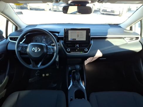 Certified 2025 Toyota Corolla LE FWD image 13