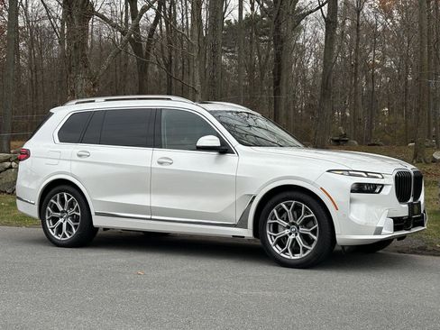 Used 2023 BMW X7 xDrive40i w/ Premium Package AWD/4WD image 19
