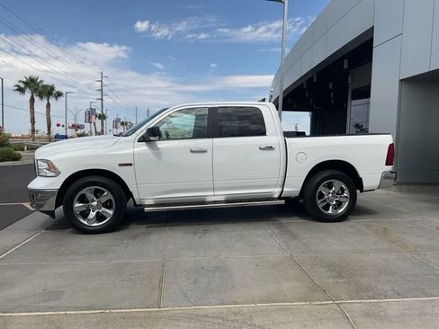 Used 2018 RAM 1500 Big Horn AWD/4WD image 4