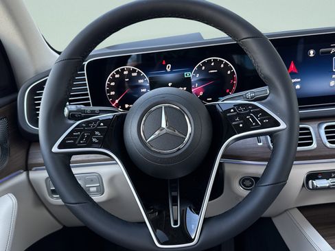 Used 2026 Mercedes-Benz GLE 350 4MATIC image 30