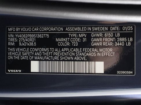 Certified 2025 Volvo XC90 B6 Plus w/ Protection Package Premier image 16