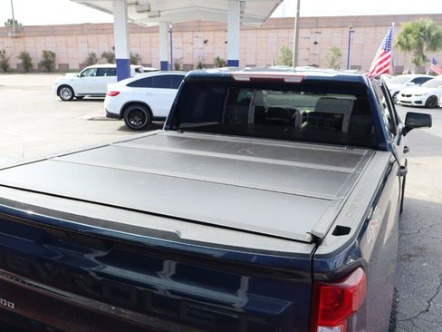 Used 2019 Chevrolet Silverado 1500 Custom w/ Custom Value Package AWD/4WD image 32