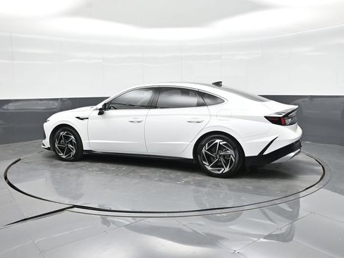 Used 2025 Hyundai Sonata SEL FWD image 19