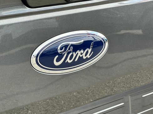 Used 2019 Ford F150 Lariat RWD image 26