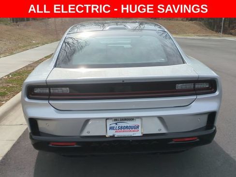 New 2025 Dodge Charger Daytona R/T w/ Quick Order Package 25M R/T AWD/4WD image 12