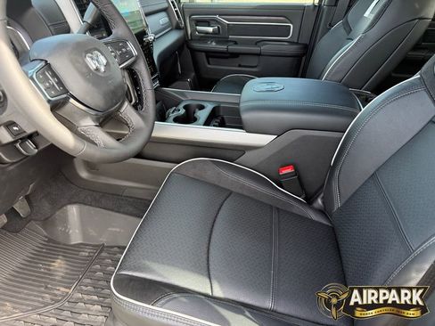 New 2026 RAM 3500 Laramie AWD/4WD image 12