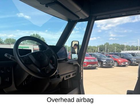 Used 2024 Chevrolet Brightdrop 600 w/ Commercial Equipment Package AWD/4WD image 25