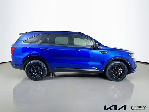 Certified 2023 Kia Sorento SX AWD/4WD image 4
