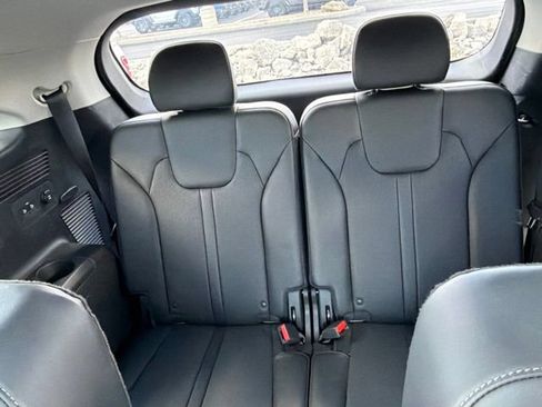 Used 2023 Kia Sorento SX FWD image 11