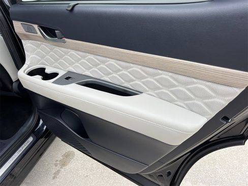 Used 2021 Hyundai Palisade Calligraphy image 14