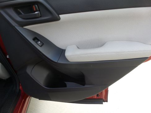 Used 2014 Subaru Forester 2.5i Premium w/ Popular Package #2 image 18