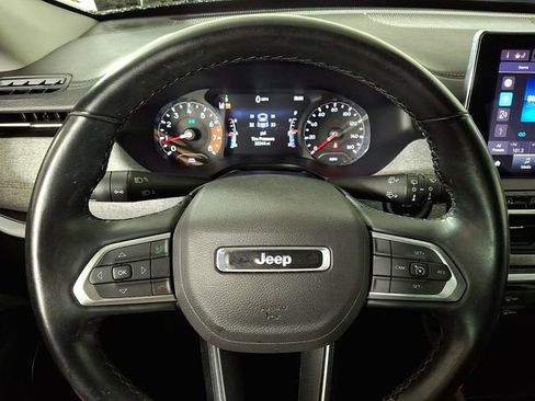 Used 2022 Jeep Compass Latitude AWD/4WD image 18