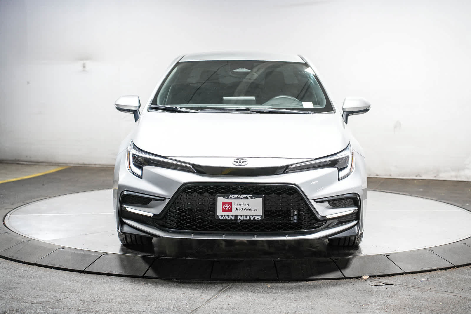 Certified 2025 Toyota Corolla SE FWD image 10
