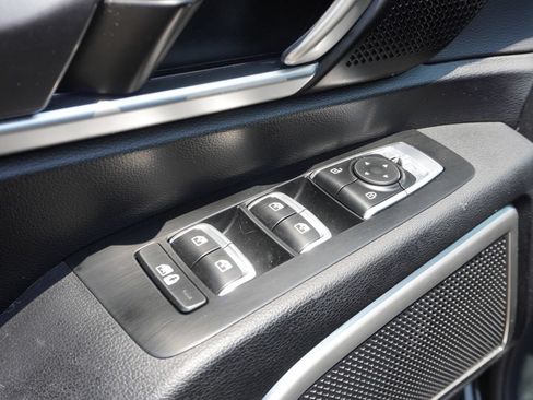 Used 2023 Kia Telluride LX AWD/4WD image 34