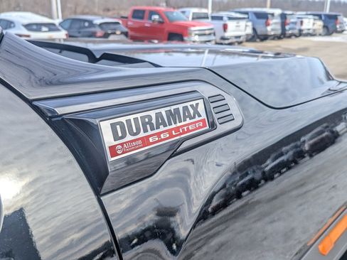 Used 2025 GMC Sierra 2500 AT4 w/ AT4 Premium Plus Package image 11