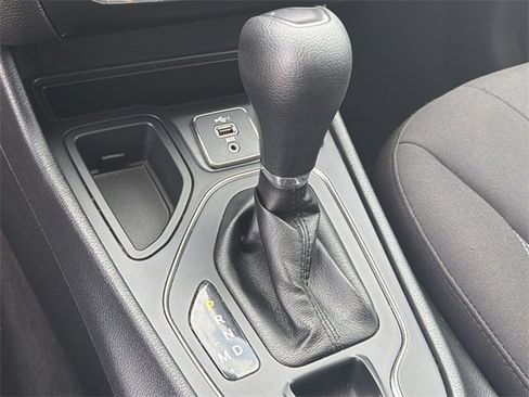 Used 2020 Jeep Cherokee Latitude image 15