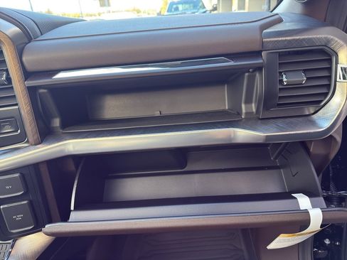 New 2025 Ford F150 King Ranch w/ FX4 Off-Road Package image 34