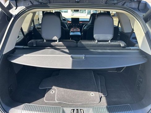 Used 2020 Lincoln Aviator Reserve w/ Equipment Group 201A image 9