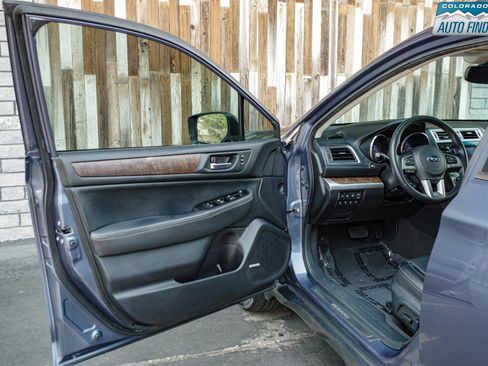 Used 2016 Subaru Outback 2.5i Limited AWD/4WD image 10