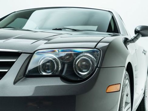 Used 2004 Chrysler Crossfire Limited image 11