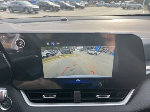 New 2026 Chevrolet Equinox LT w/ LPO, Floor Liner Package image 27