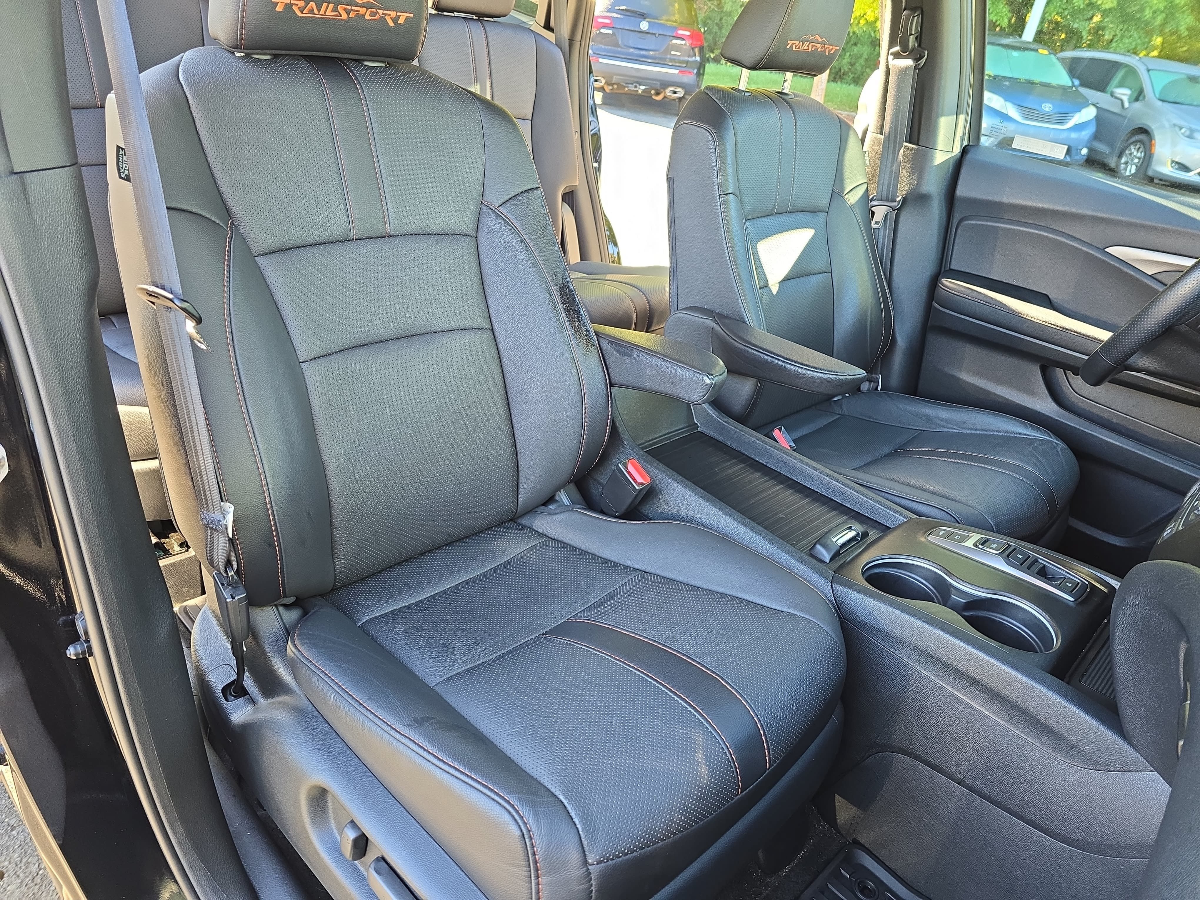 Used 2023 Honda Passport TrailSport image 10