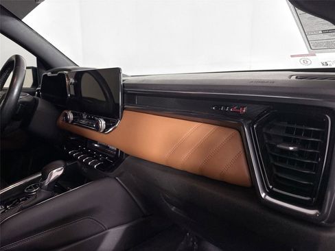 Used 2023 GMC Canyon AT4 w/ AT4 Premium Package AWD/4WD image 40