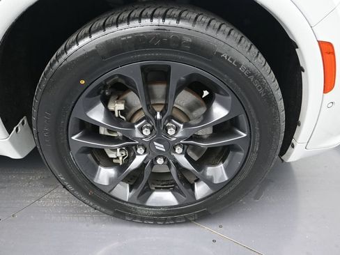 Used 2023 Dodge Durango R/T RWD image 9
