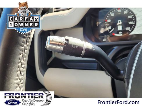 Used 2022 Land Rover Defender 110 SE image 21