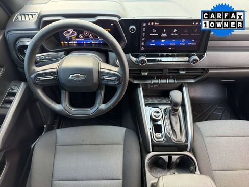 Used 2024 Chevrolet Colorado Trail Boss w/ Technology Package AWD/4WD image 30
