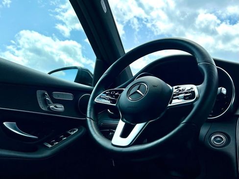 Certified 2022 Mercedes-Benz GLC 300 4MATIC image 15