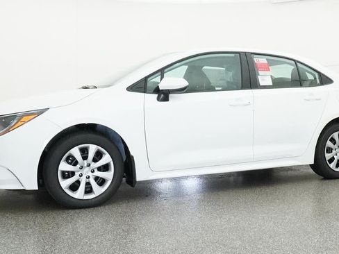 New 2026 Toyota Corolla LE FWD image 18