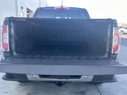 Used 2019 GMC Canyon SLT w/ Driver Alert Package image 30