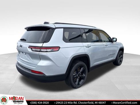Used 2022 Jeep Grand Cherokee L Altitude image 5