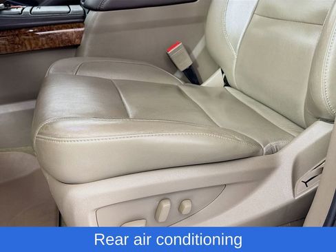 Used 2018 Chevrolet Tahoe Premier image 27