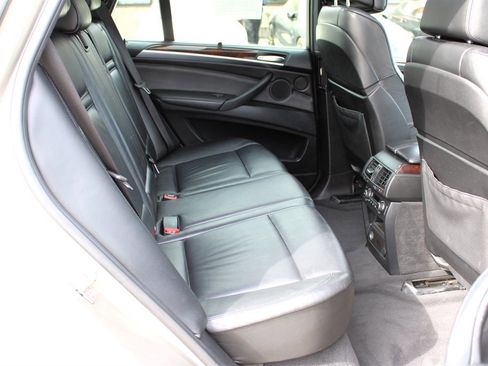Used 2012 BMW X5 xDrive35d image 22