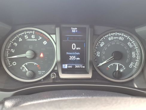 Certified 2023 Toyota Tacoma TRD Off-Road image 24