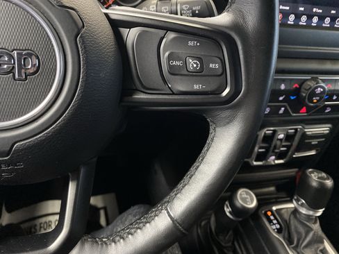 Certified 2018 Jeep Wrangler Unlimited Sport S image 21