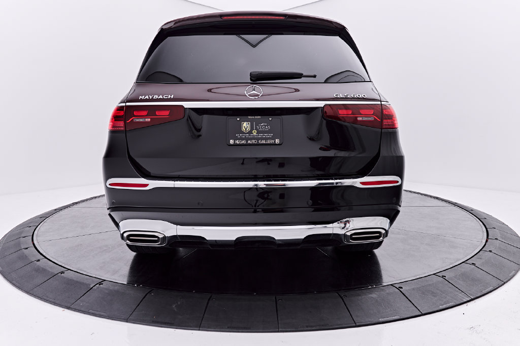 Used 2024 Mercedes-Benz Maybach GLS 600 4MATIC image 11