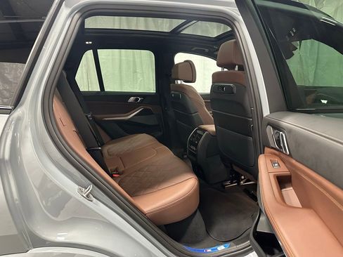 Used 2025 BMW X5 xDrive50e w/ M Sport Package image 48
