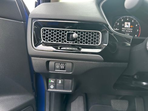 Used 2024 Honda Civic Touring image 48