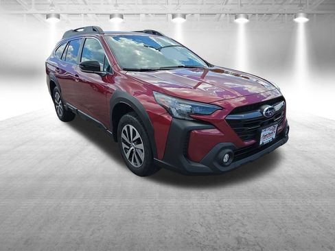 Used 2024 Subaru Outback Premium AWD/4WD image 7